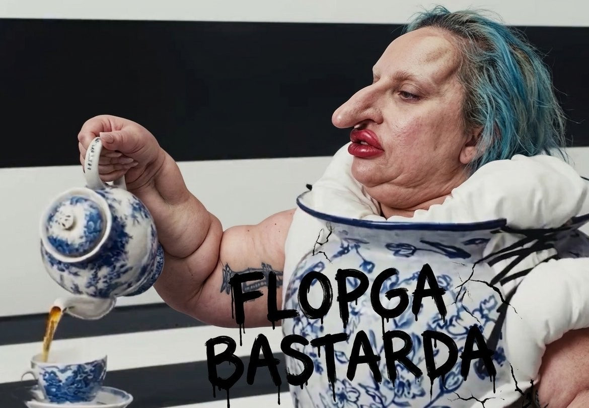 HJWq-Oae-XQAIDRHF.jpg