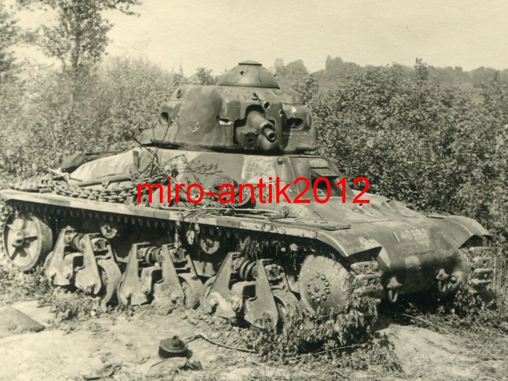 Wehrmacht, Nahaufnahme, zerstörter Panzer Hotchk