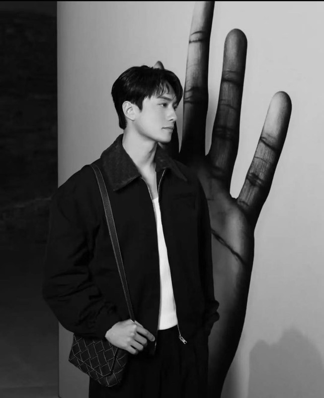 2025-10-24-23-51-IMG-6856