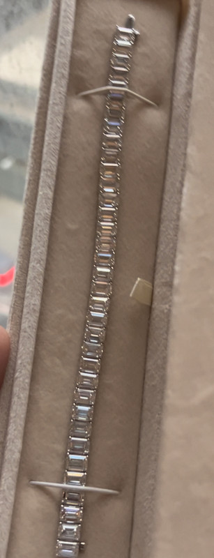 4C3CEEA2-F520-49BC-A0BD-F0AC07532074