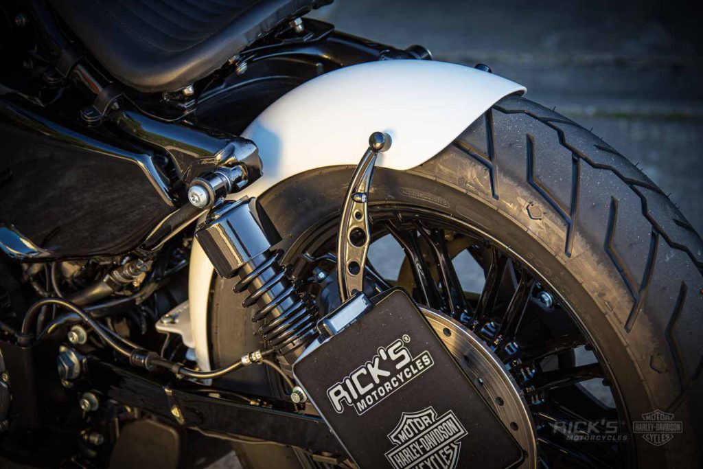 Harley-Davidson-Sportster-Bobber-Custom-Ricks-145-1024x683