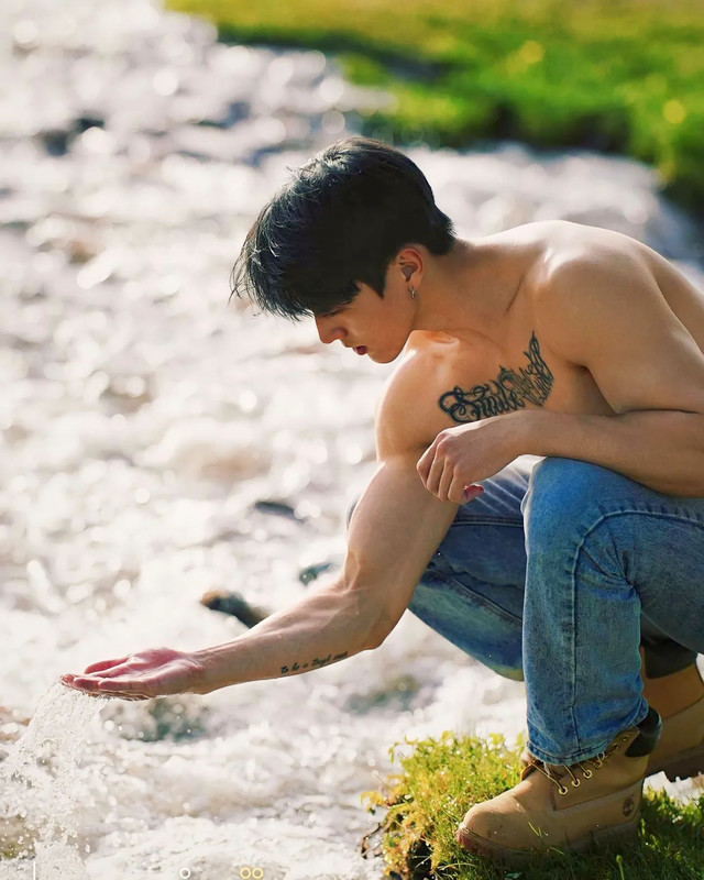 Photo by Chinese hunks 全球華男 on July 28, 2023.