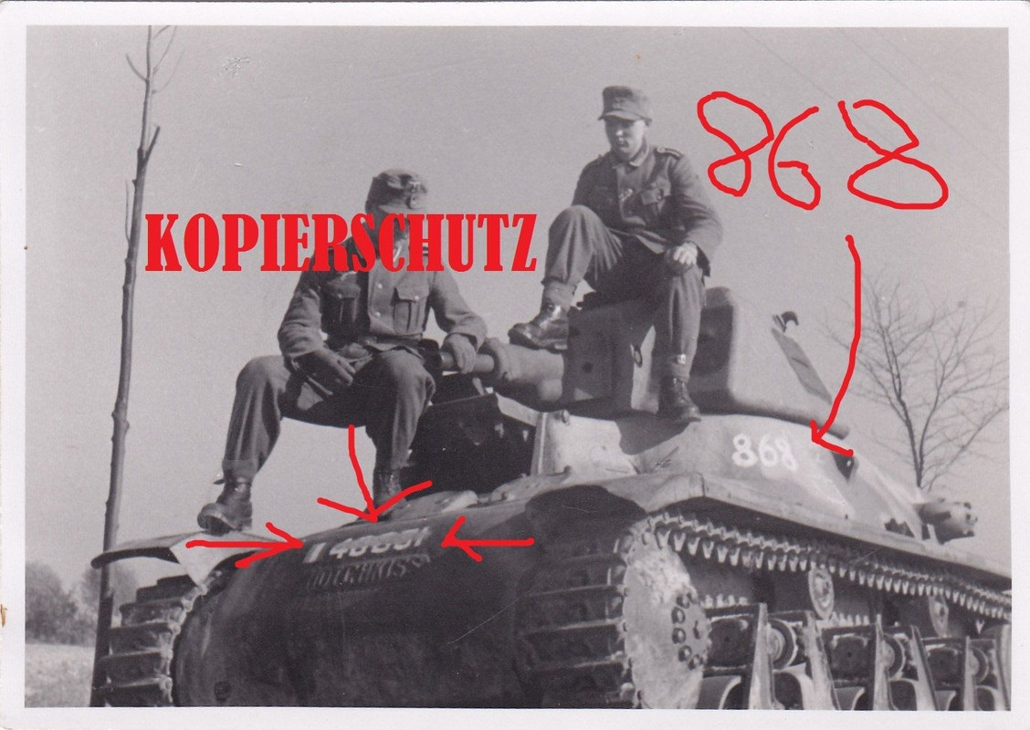 französischer CHAR Hotchkiss Beutepanzer mit Num