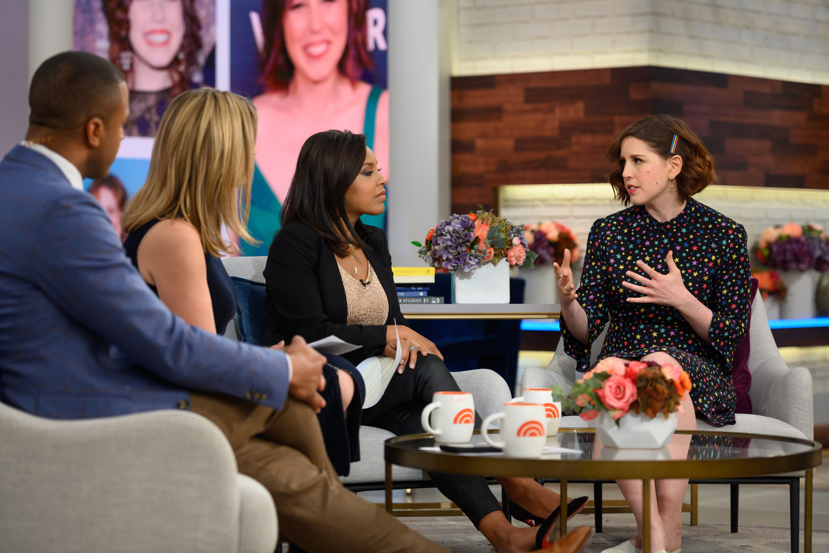 vanessa-bayer-today-november-30th-2018-2