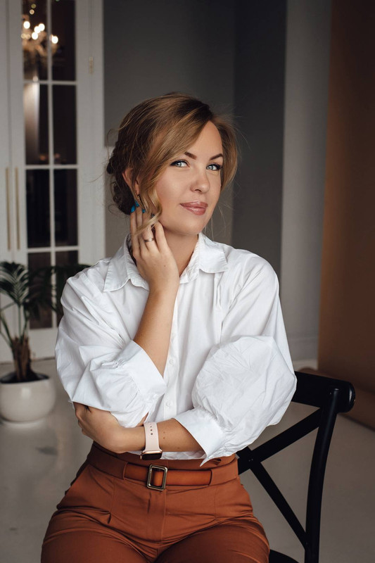 Анна Алпатова