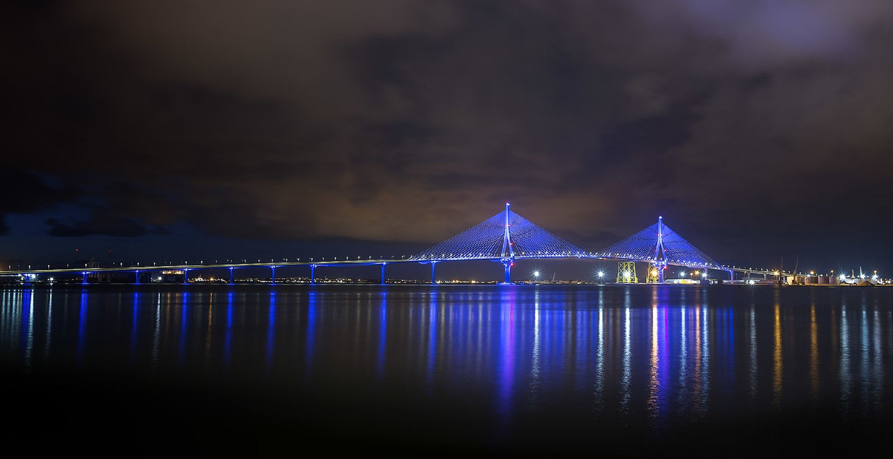 blue-puente-de-la-constitucion-cadiz.jpg
