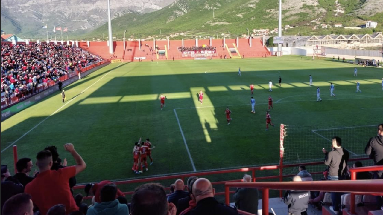 338D3C8A-0347-48B4-A1F7-E9D71AA8BDC4