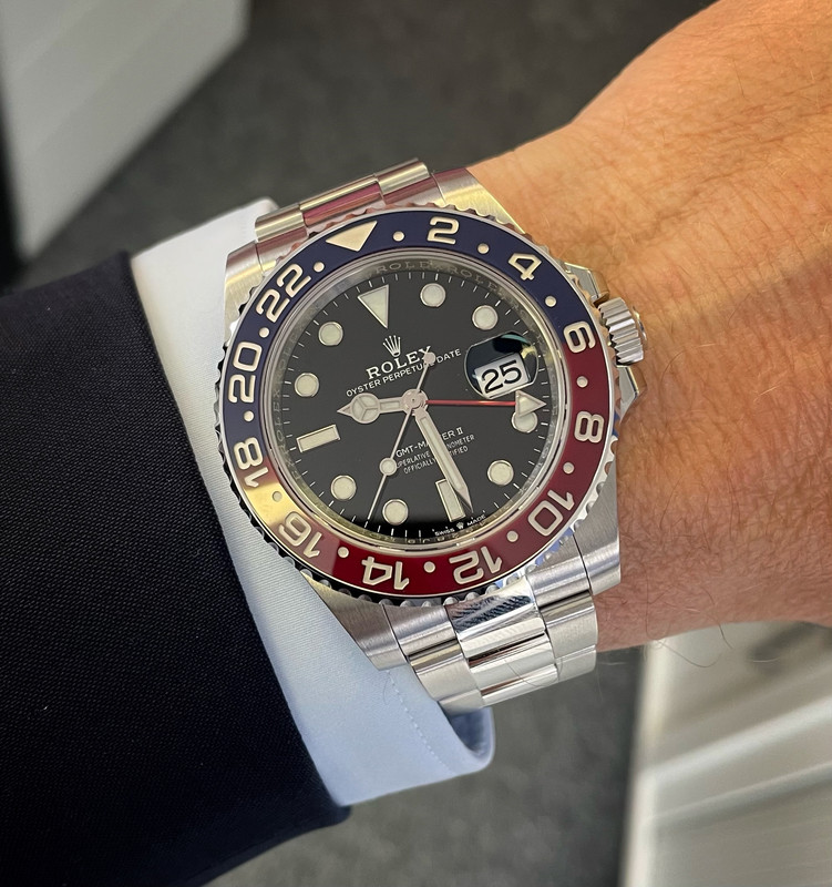 A33AE923-75A1-42F9-A0A6-A24FD8DCFEFE