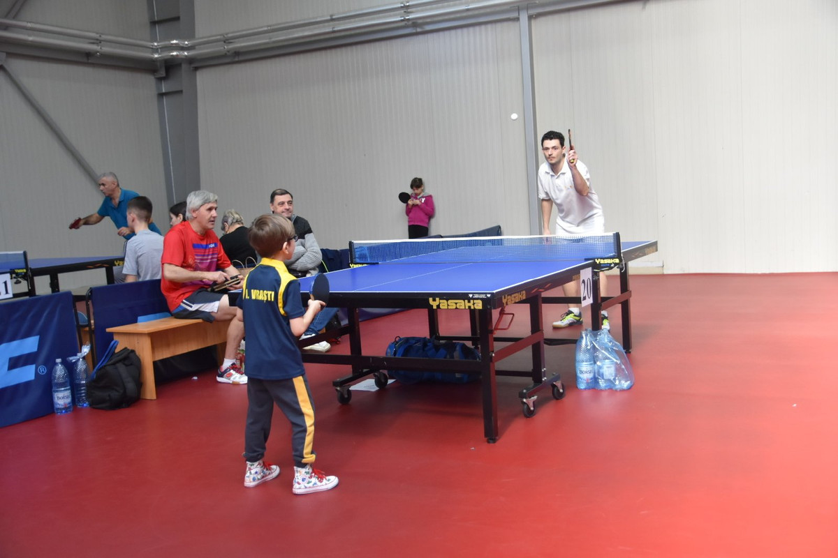 8406D3BD-0E19-4209-A139-314170B711DE