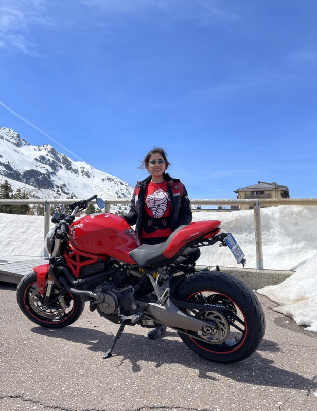 67FD9D74-5A32-41E9-81DD-D165052186DF