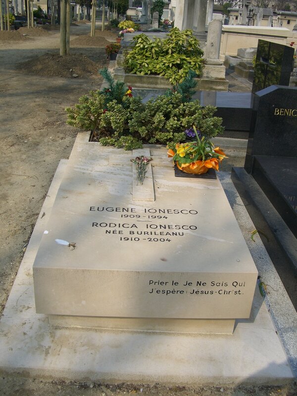 Ionesco-gravestone