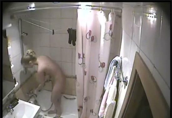 [Image: Voyeur1525155454.jpg]