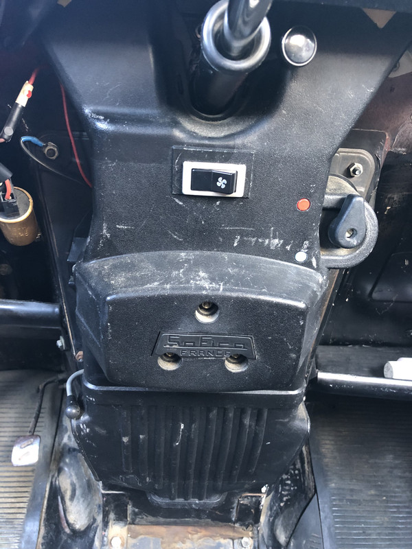 ABCC6BFA-05C9-4D1E-AFE0-26C9422102CE