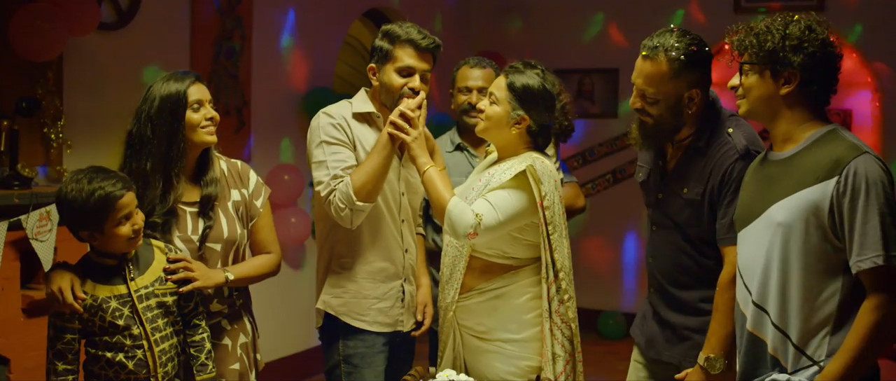 The Gambinos 2019 WebRip [Malayalam] 480p, 720p ESub Screenshot