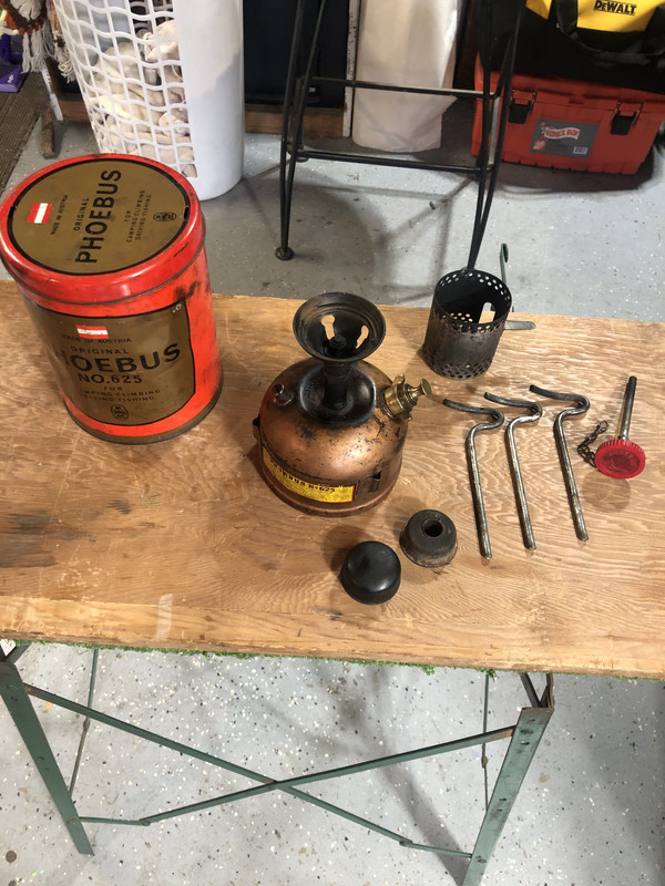 FED34E8C-982A-4B10-8287-D8557E1244FB