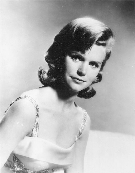Lee_Remick_b01