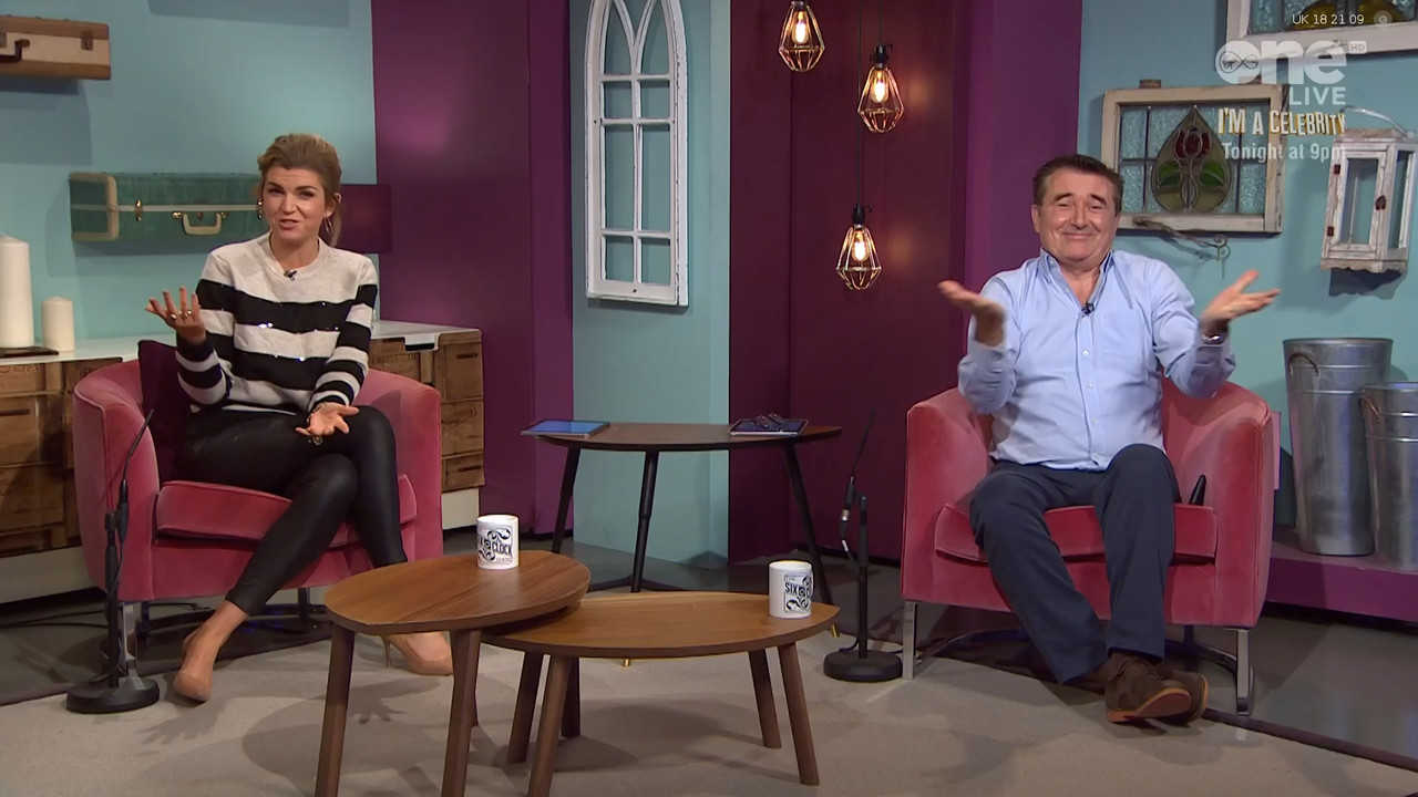 11.23 - 18.00.00 - The Six O'Clock Show. Fast paced, witty chat show ....ts_snapshot_19.34.138