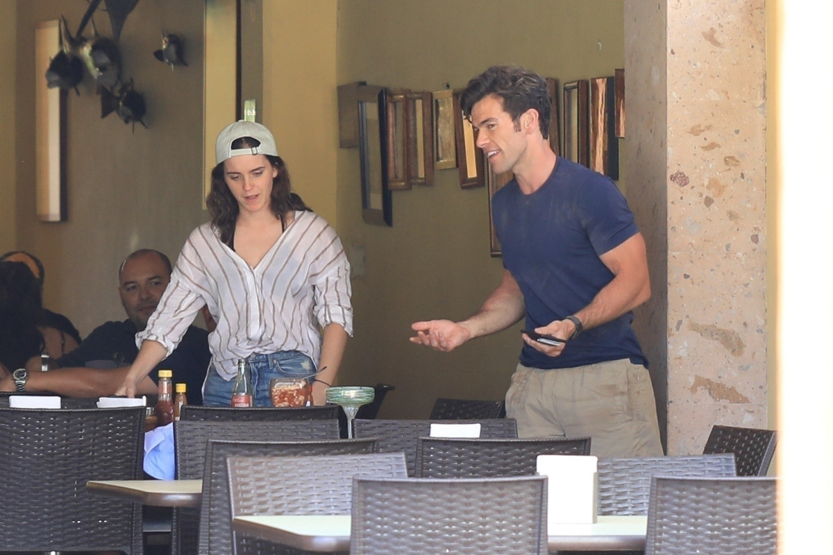 emmawatson-updates.com (8)