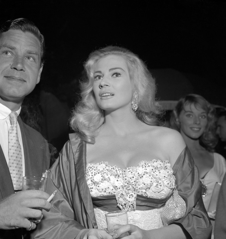 anita_ekberg_me51