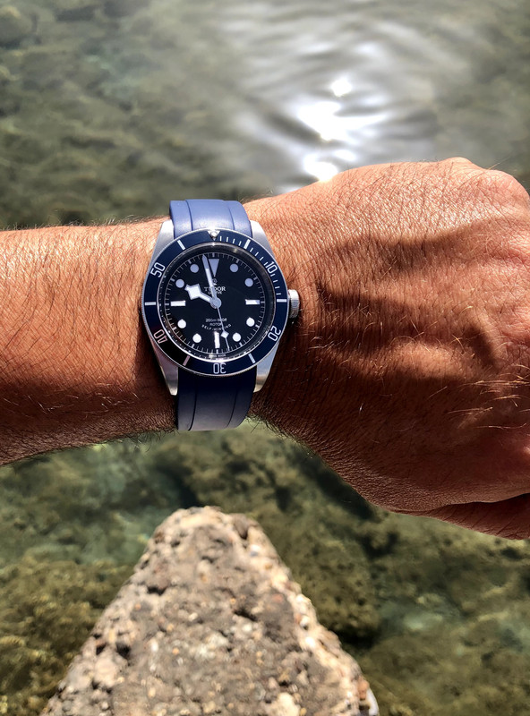 2B4542AF-9FDE-4F4F-92CB-61963998AB61