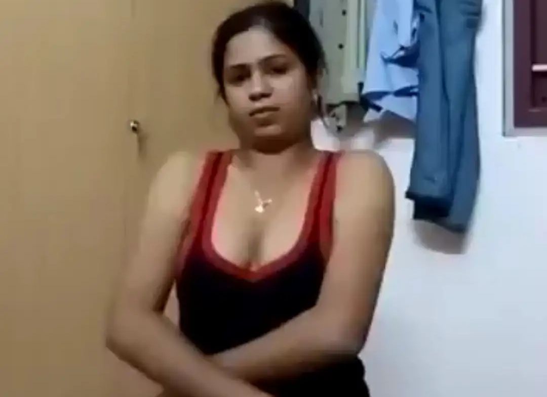 Beautiful Desi sports girl showing full nude and big ass