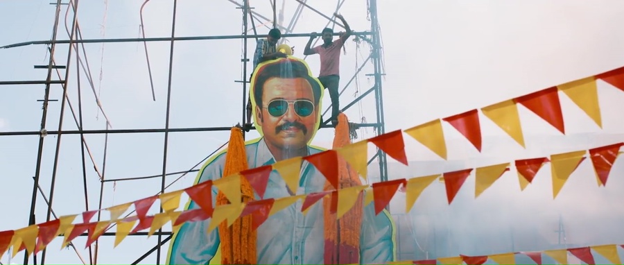 Shakeela 2020 WebRip [Hindi + Tamil + Telugu + Malayalam + Kannada] 480p, 720p Screenshot