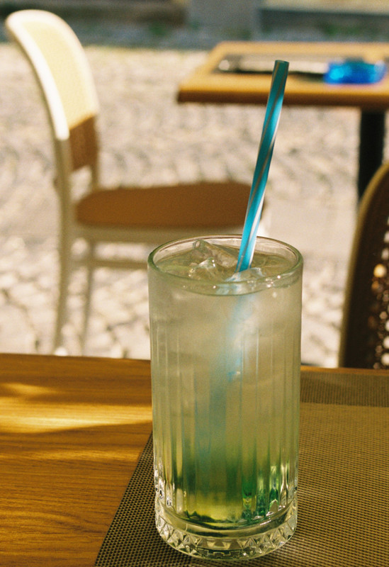 R1-09392-0011.jpg