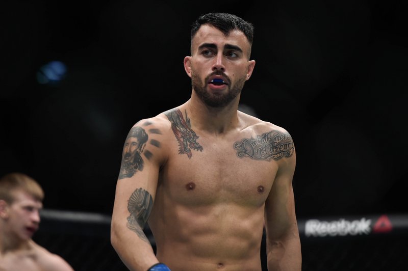 UFC oсвободиха Амирхани, Латифи и още 5-ма бойци