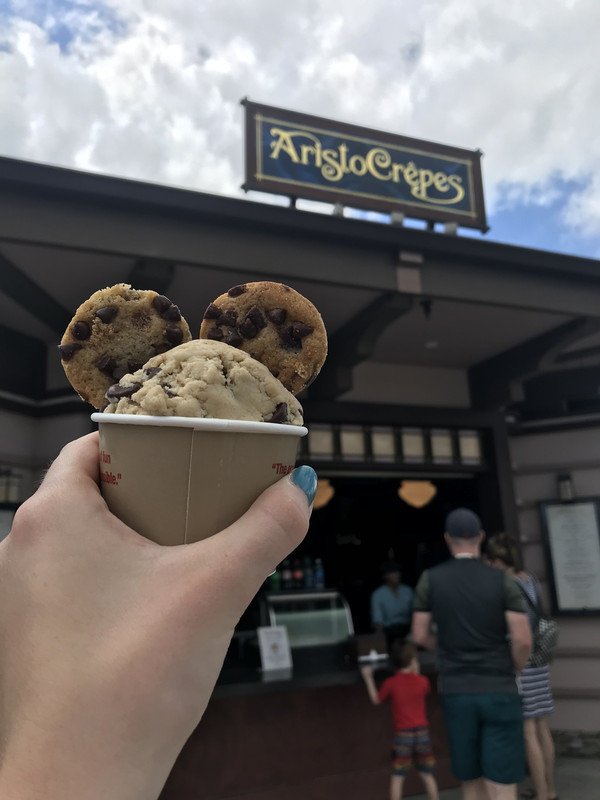 1EC0D08E-5CB5-46F4-B810-B3F8078D526E