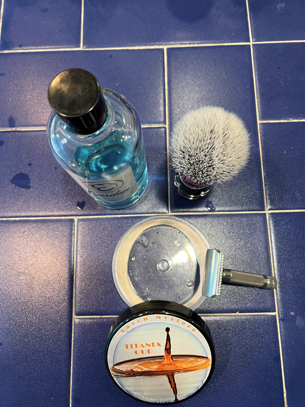 EC39C628-2DFA-49E4-B636-EFA67EBC2378