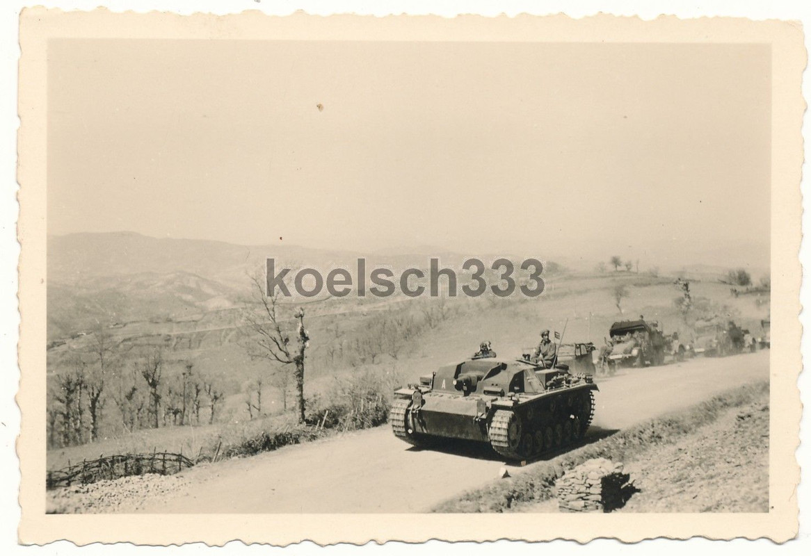 Griechenland Sturmgeschütz Panzer LKW Protzen 1.