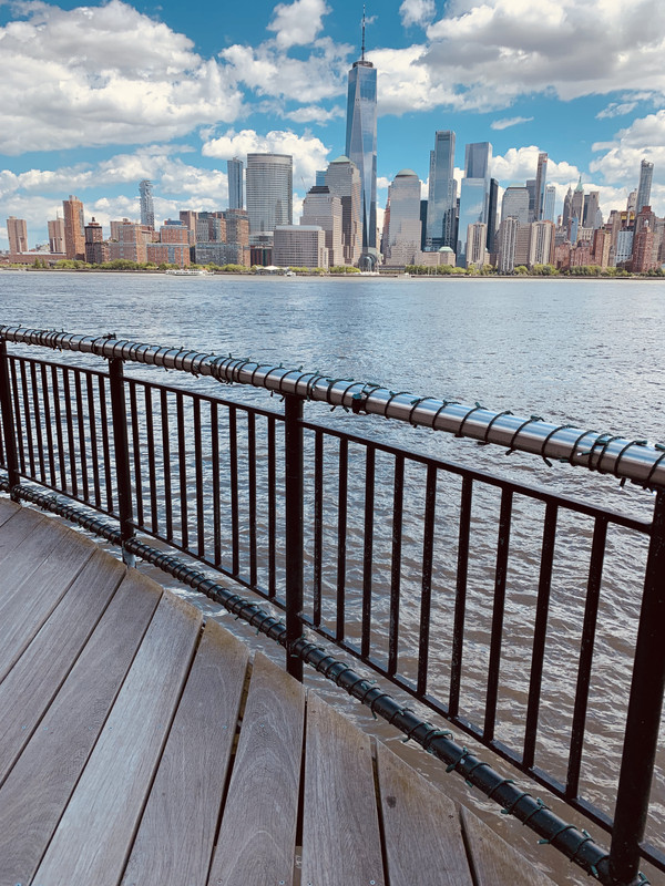 330B8721-8F88-4E5C-B8CB-1F194DC6DF7D