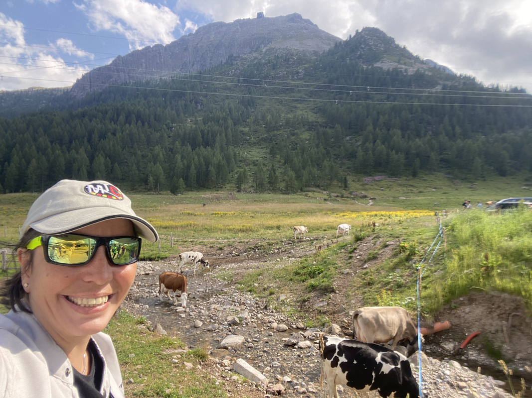 F6153A6F-4A66-4A2C-91F5-0A0DFA846FDC