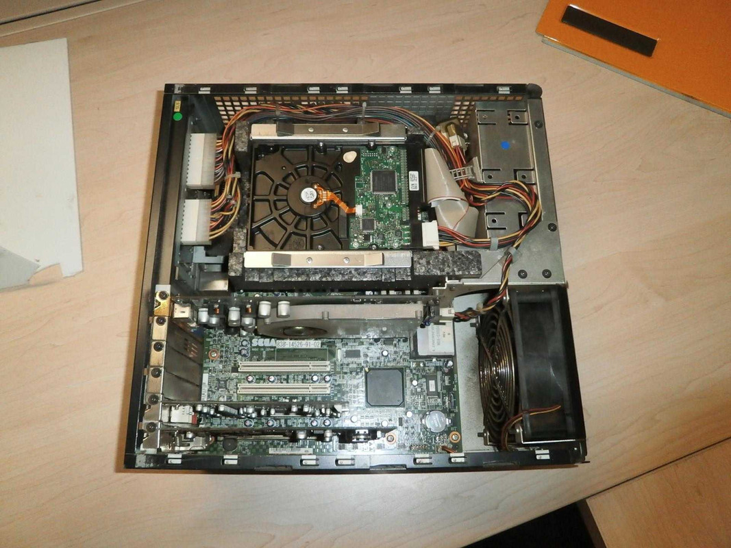 [Bild: Sega-Lindbergh-03.jpg]