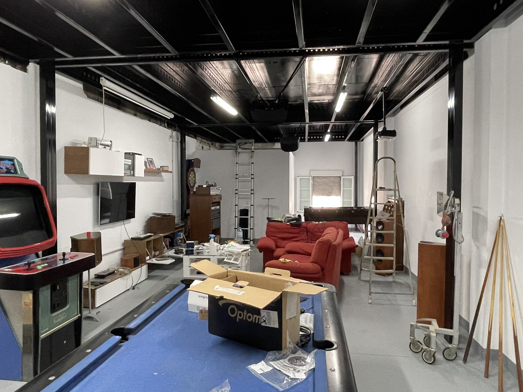 44E344A8-5078-452A-B16C-F1D8A3C38153