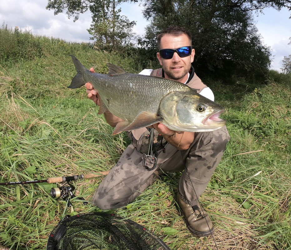 42-C7-B3-D5-759-A-4491-9-D17-909-F2-D798