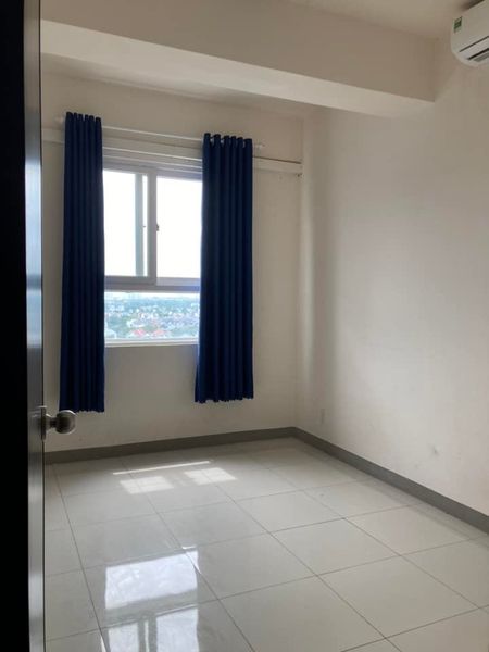 Ở ghép căn hộ Sky 9
