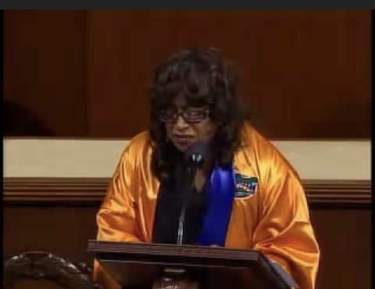 700-B6639-3-FD5-46-D2-9610-2-F1-F3-D263-