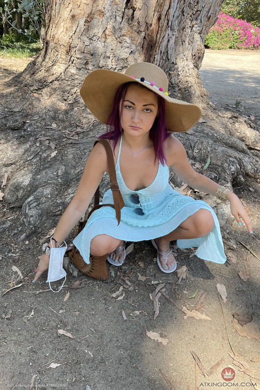 Lily Adams0051