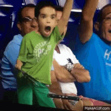 Greenie-Dancing.gif