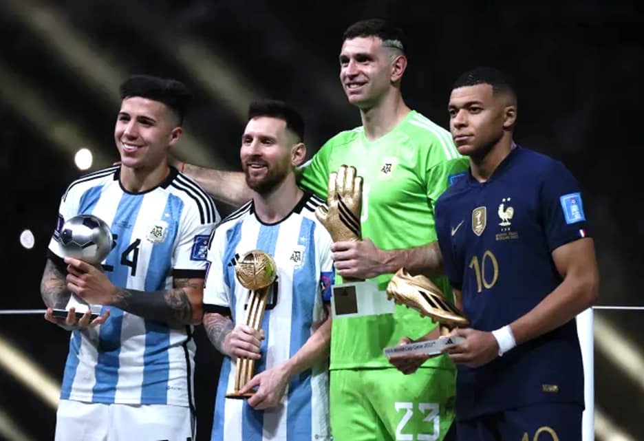 Los mejores jugadores de Mundial Qatar 2022: Fernandez, Messi, Martinez y Mbappe.