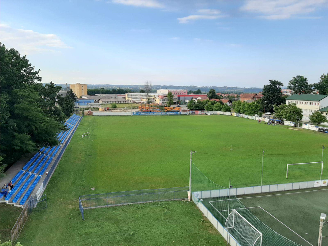 F5FB1541-7B12-4E40-B028-1BE3D55953D0