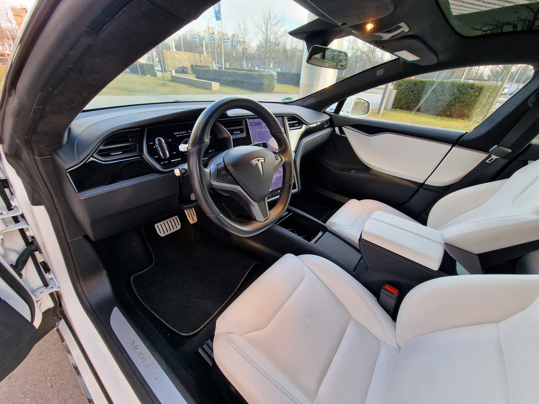 8b06dd8f-beb2-4d45-ac2e-529743790477