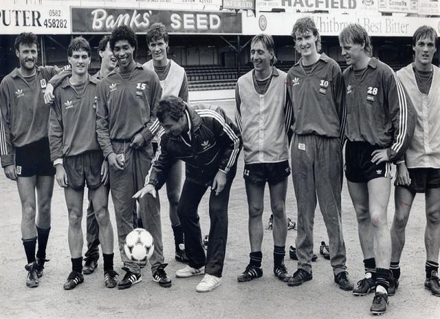 [Image: 17-August-1985-Garry-Birtles-Gary-Mills-...rt-Des.jpg]