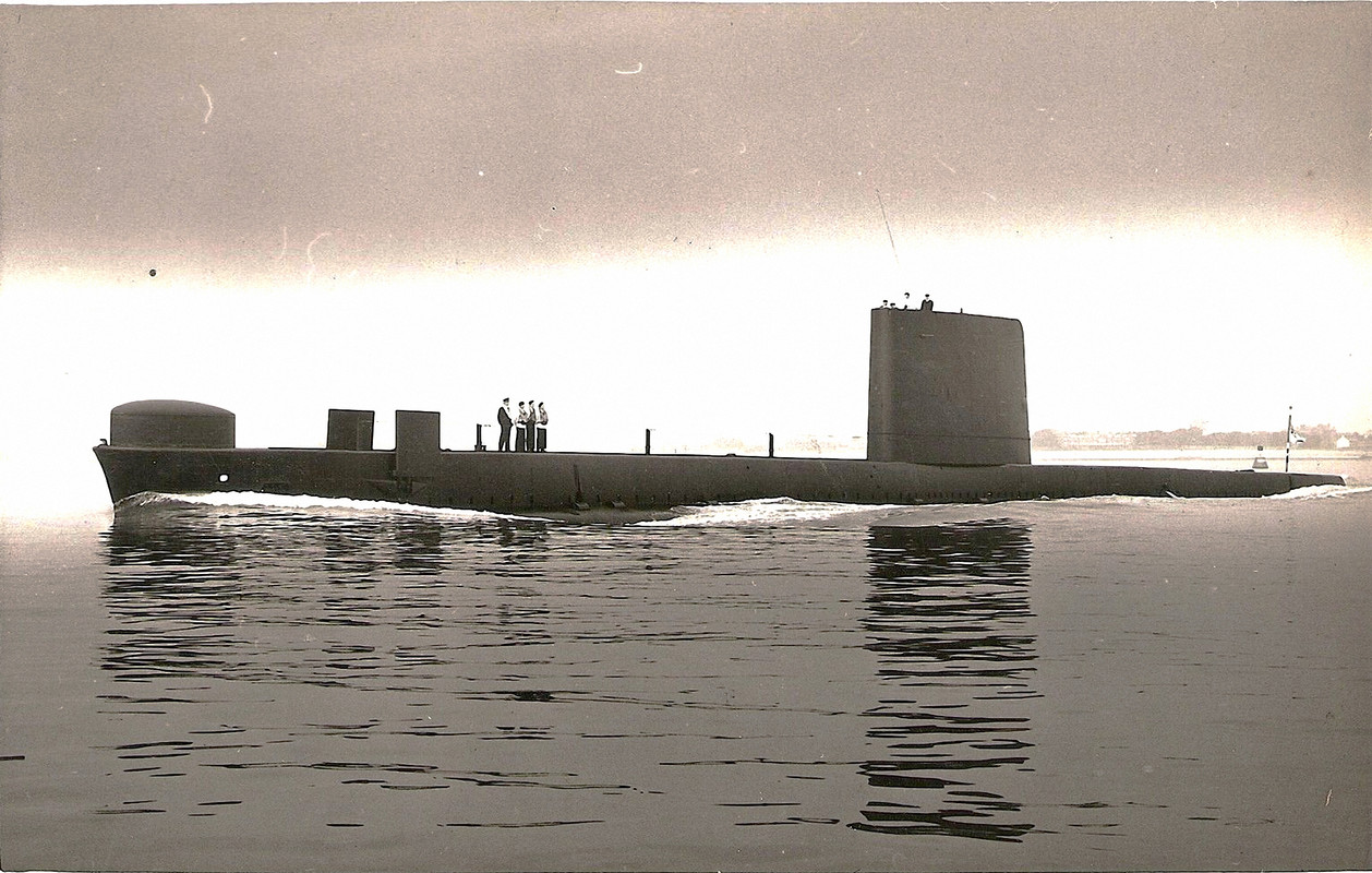 HMS Porpoise (S.01)-8