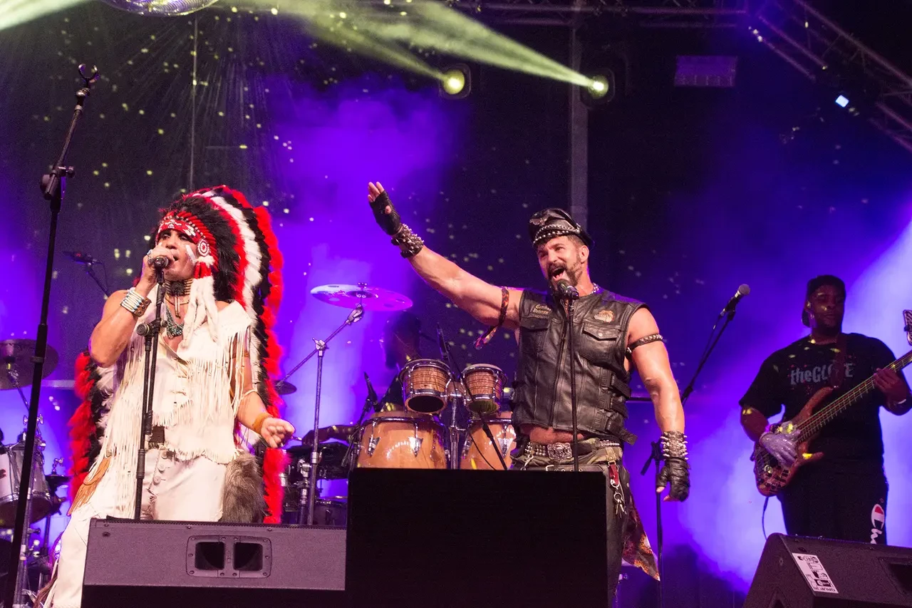 Village People 2