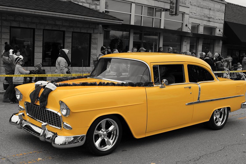 yellow-sedan.jpg