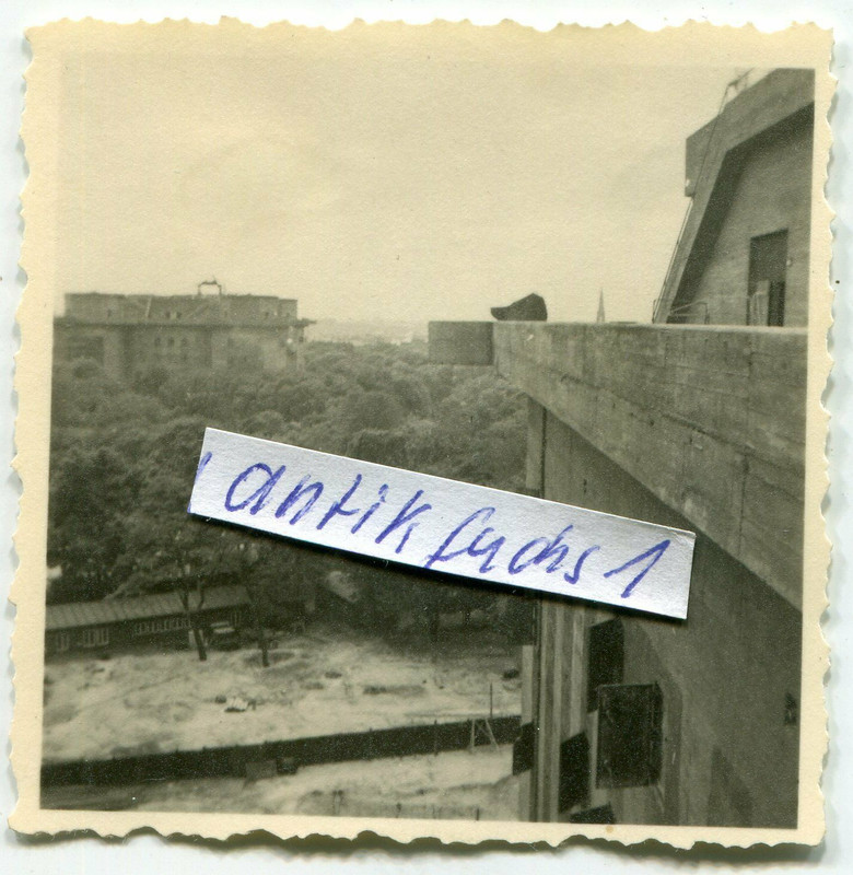 großer Flak-Bunker Humboldthain in Berlin-Mitte  Friedrichshain 1941 (6)