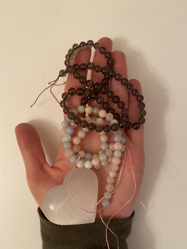 9281DE90-BEF8-4B41-9212-947960485799