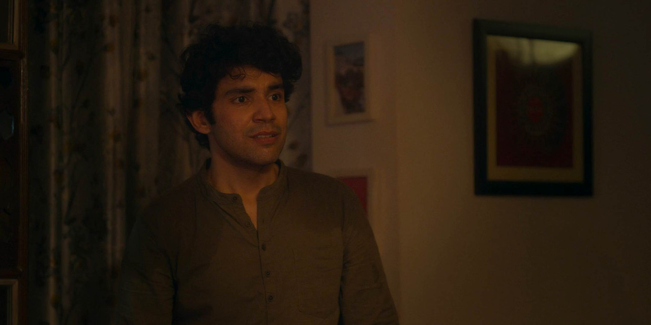FLAMES (2022) Season 3 [Hindi] WebRip 480p, 720p, 1080p ESub - Complete Screenshot